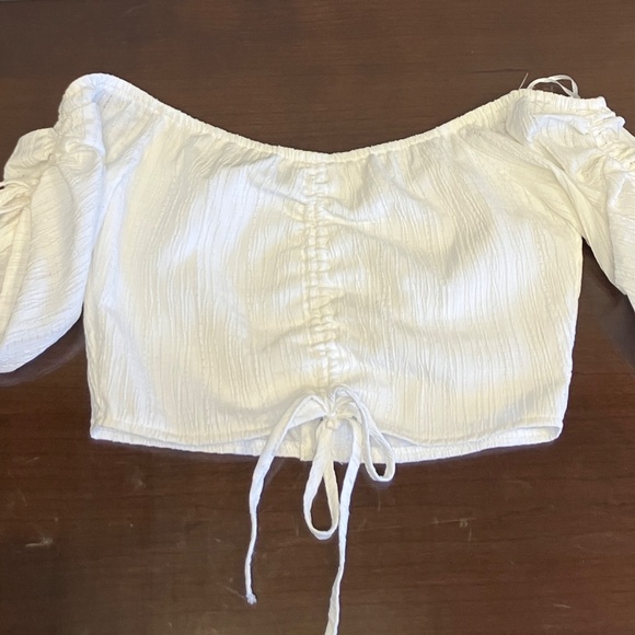HYFVE White Crop Top Tie Sleeve and Front Blouse as S - Picture 4 of 5